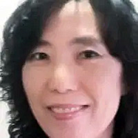 Young Yi (Spa Specialist)